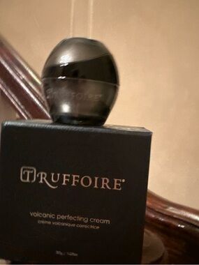 Truffoire Volcanic Perfecting Cream 30g/ 1.05 fl oz